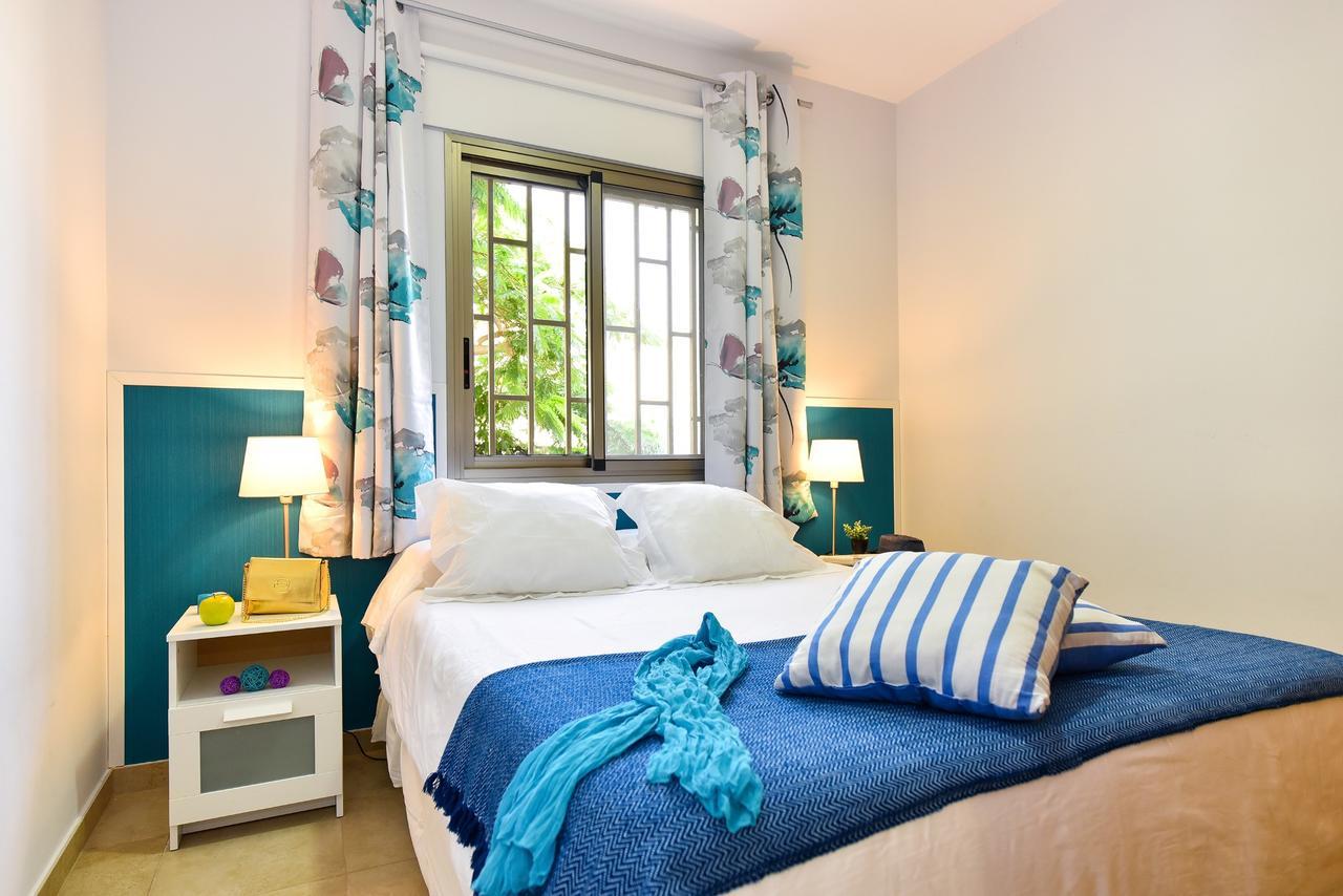 Beach House Adelfas San Agustin Mci Bagian luar foto