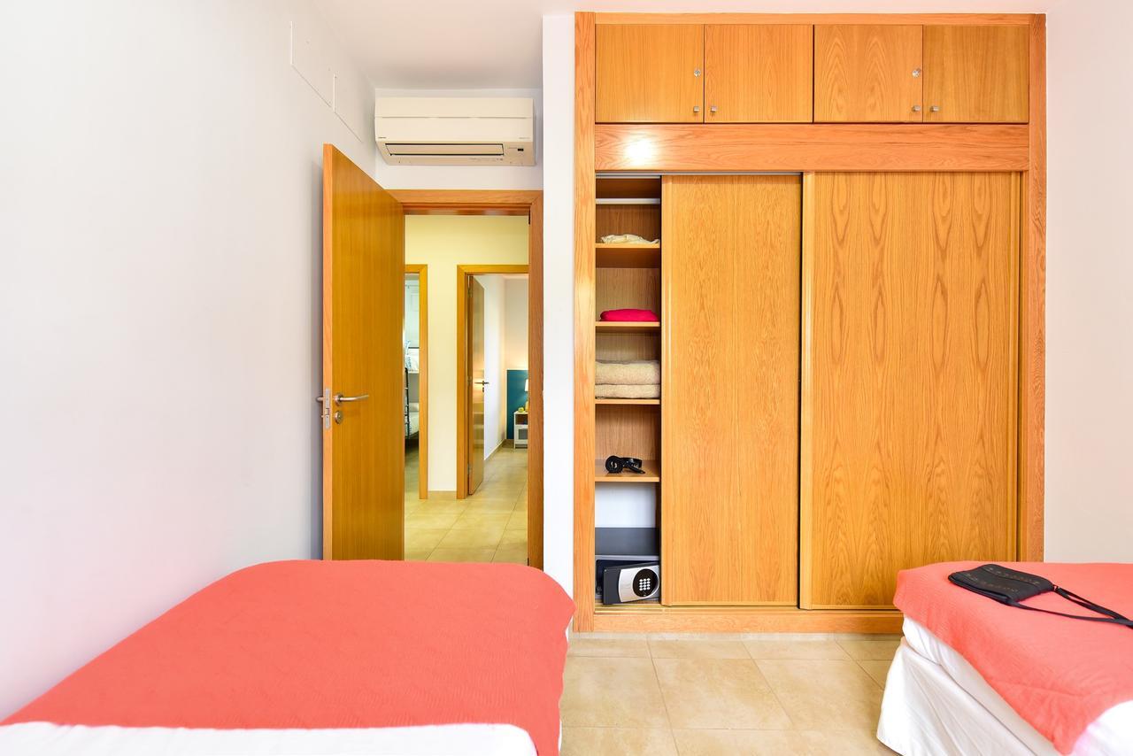 Beach House Adelfas San Agustin Mci Bagian luar foto